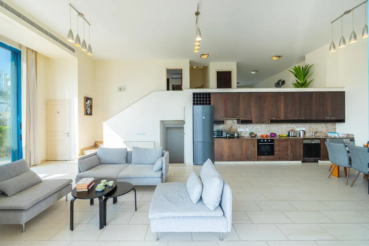 Infinity Villa Protaras 0*,
